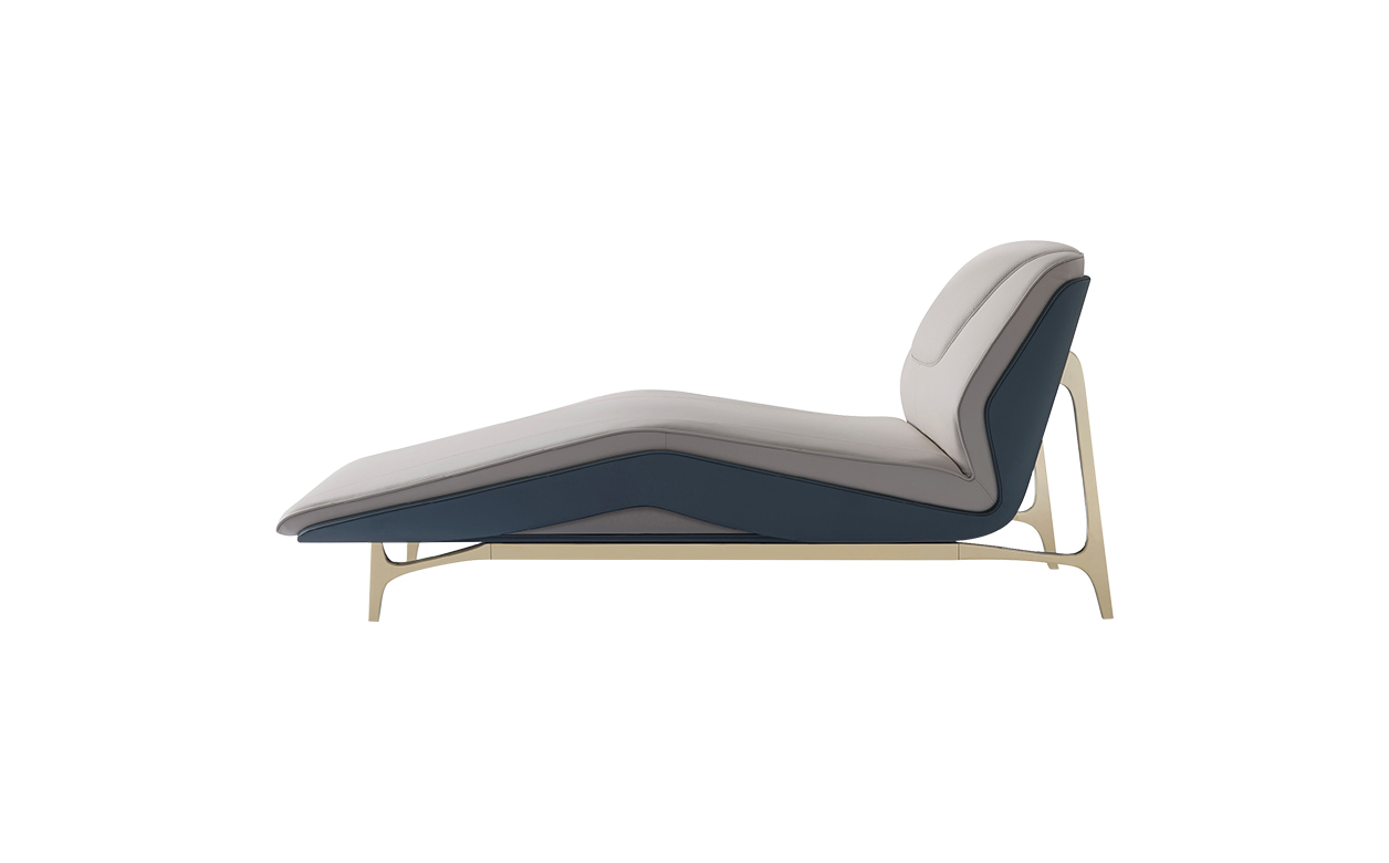 W018 Lounge Chair